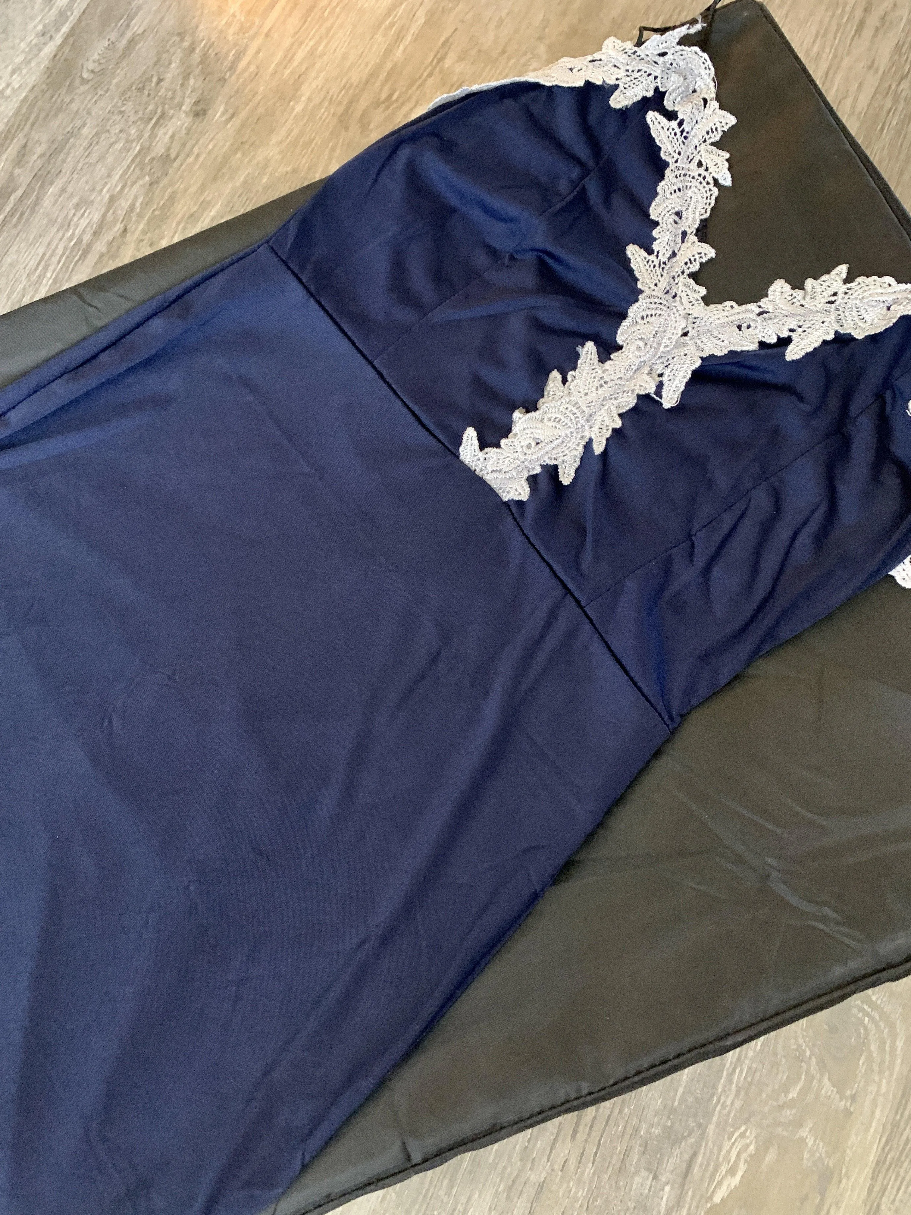 Lace Navy Blue Bodycon Dress