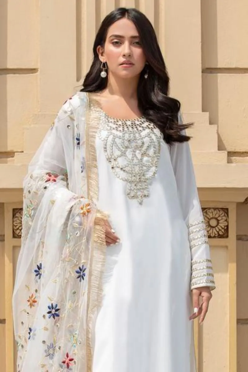 Natasha Kamal - Mira