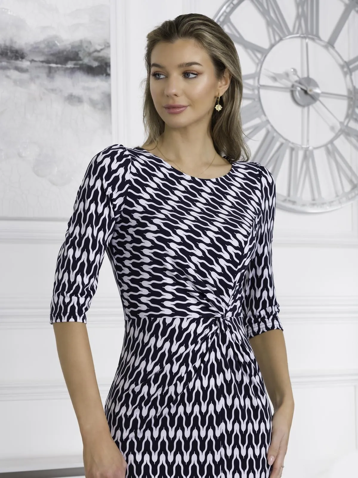 Qyara Jersey Twist Bodycon Midi Dress, Navy Geo