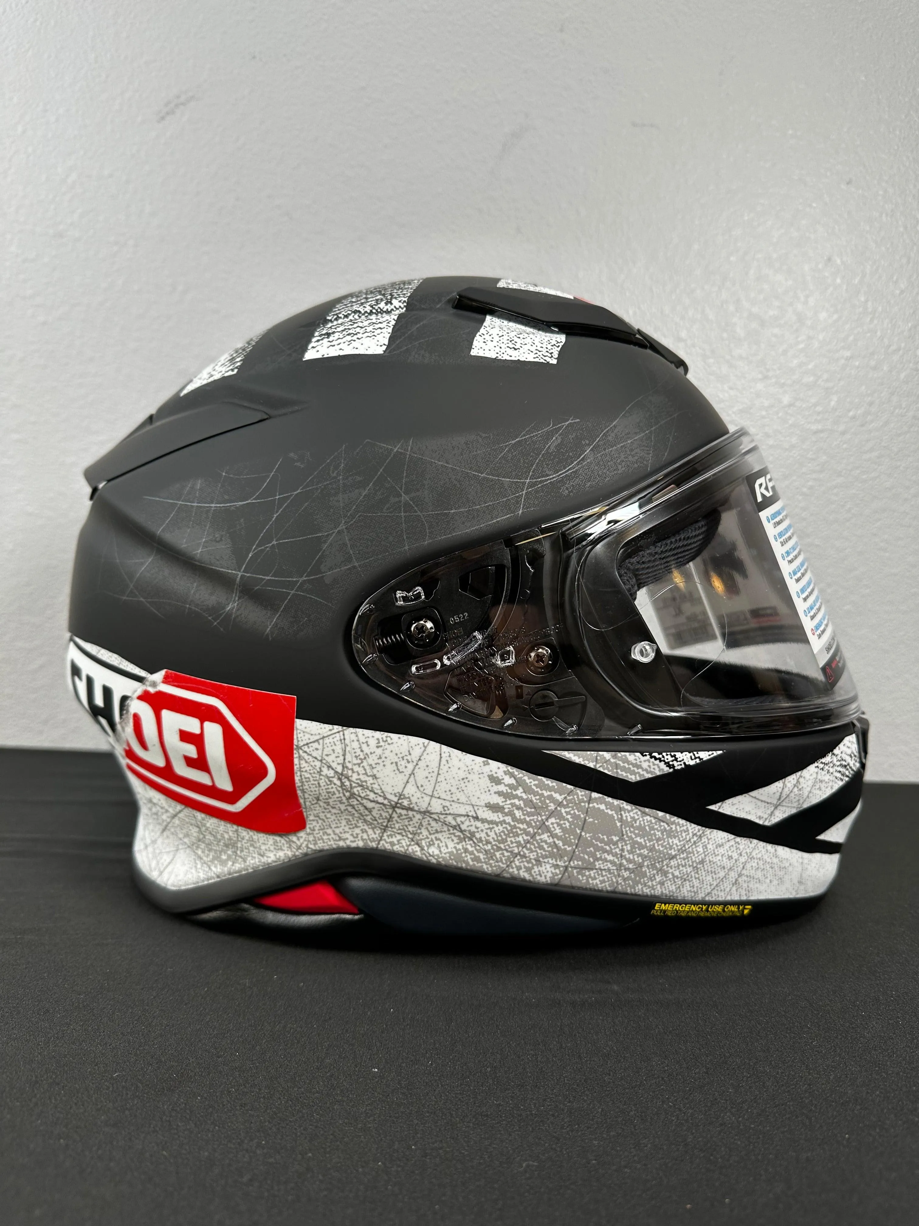 Shoei RF-1400 Scanner Helmet - TC-5 Matte Black/White - Size XL - USED / OPEN BOX